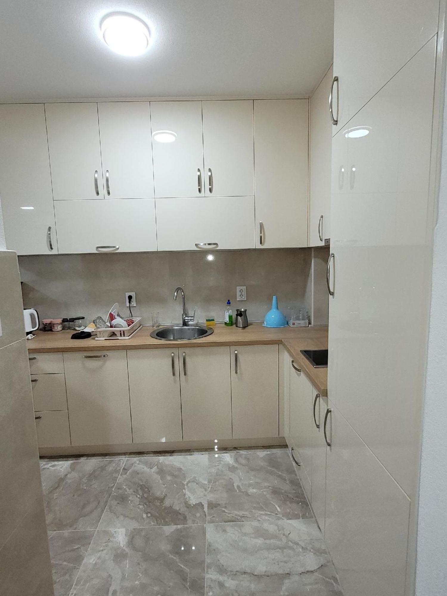 Montenegro Apartments Phoenix With Pool بار الغرفة الصورة
